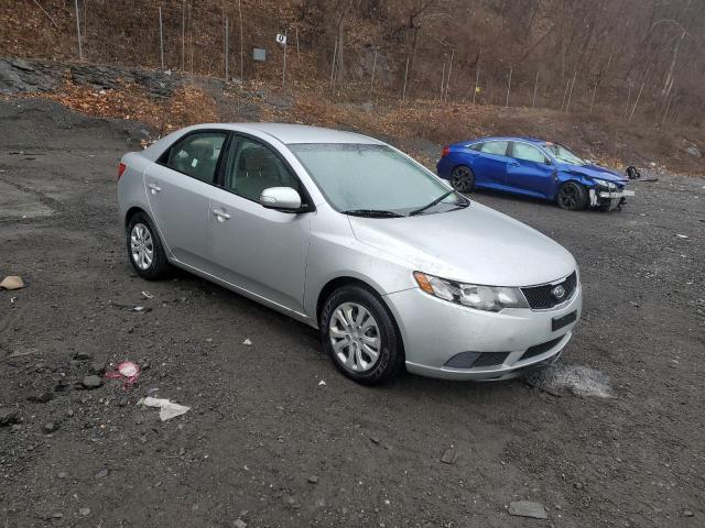 Photo 4 from auction – 2010 KIA FORTE with VIN KNAFU4A27A5238709