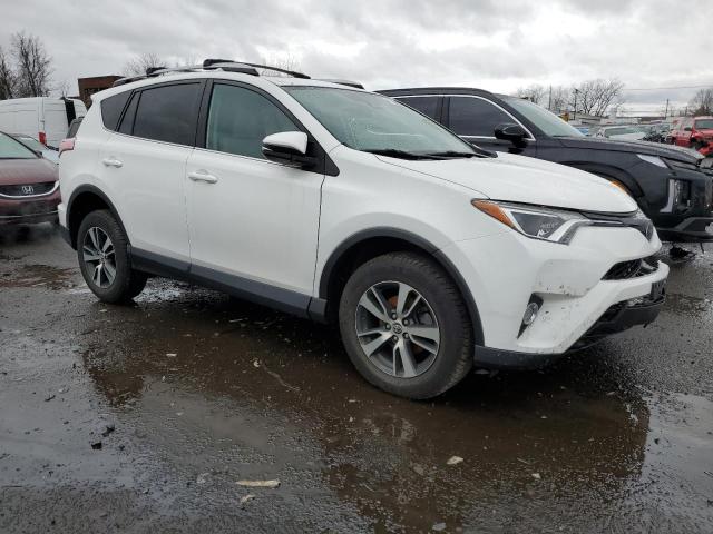 Photo 4 from auction – 2018 TOYOTA RAV4 ADVEN with VIN 2T3RFREV1JW849310