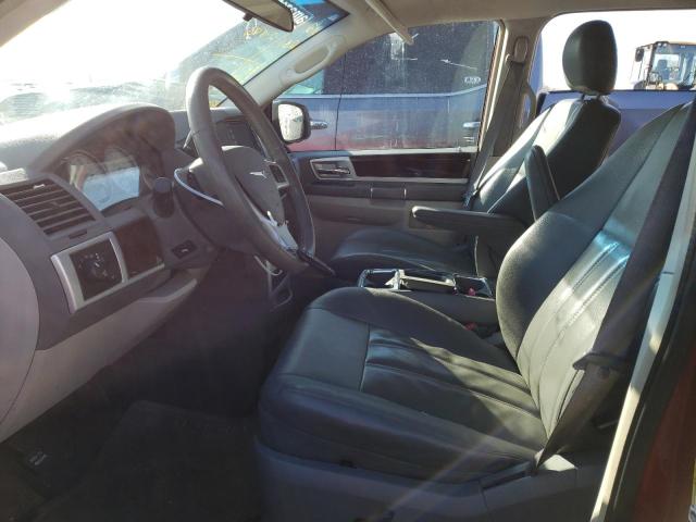 Photo 7 from auction – 2010 CHRYSLER TOWN & COU with VIN 2A4RR5D14AR104229