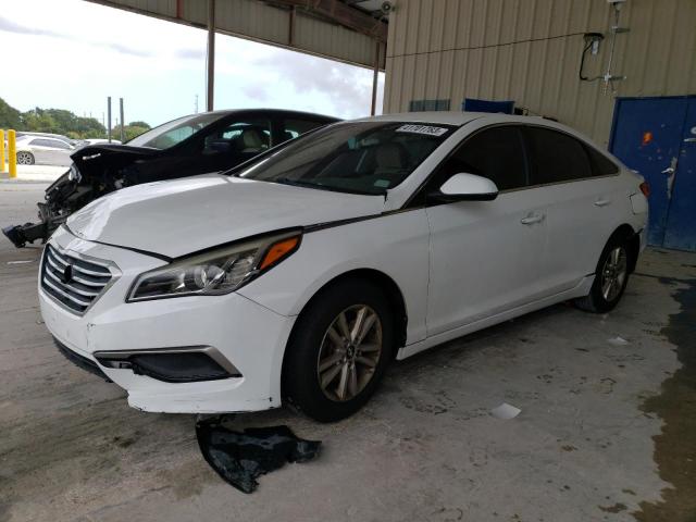 HYUNDAI SONATA SE 2016 with VIN 5NPE24AF7GH277591 - Photo from auction