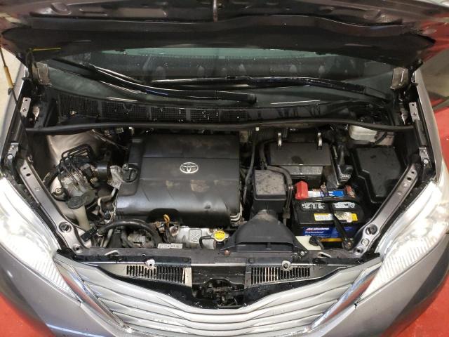 Photo 12 from auction – 2012 TOYOTA SIENNA XLE with VIN 5TDYK3DC3CS194415