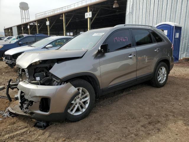 KIA SORENTO LX 2015 with VIN 5XYKT4A67FG637450 - Photo from auction