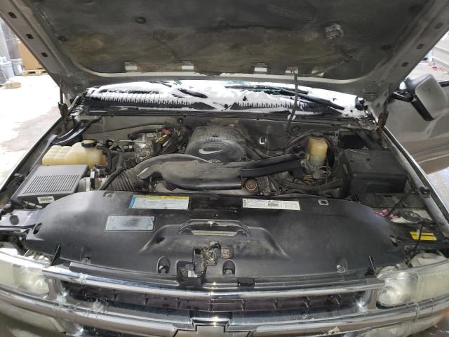Photo 12 from auction – 2001 CHEVROLET SUBURBAN K with VIN 3GNFK16T11G283878