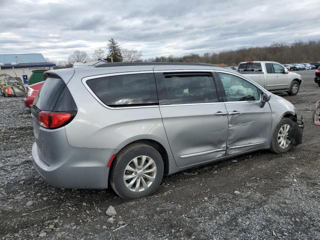 Photo 3 from auction – 2017 CHRYSLER PACIFICA T with VIN 2C4RC1BG8HR795427