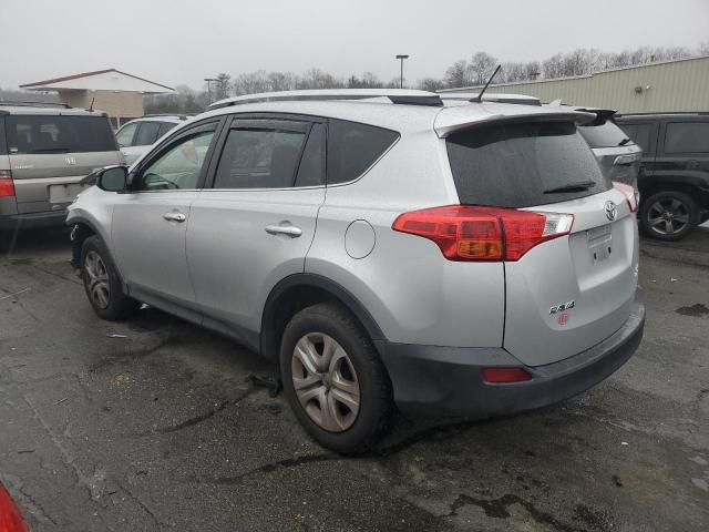Photo 2 from auction – 2015 TOYOTA RAV4 LE with VIN JTMBFREVXFD138548