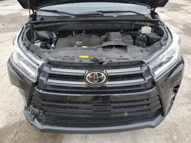 Photo 12 from auction – 2017 TOYOTA HIGHLANDER with VIN 5TDJZRFH0HS379571