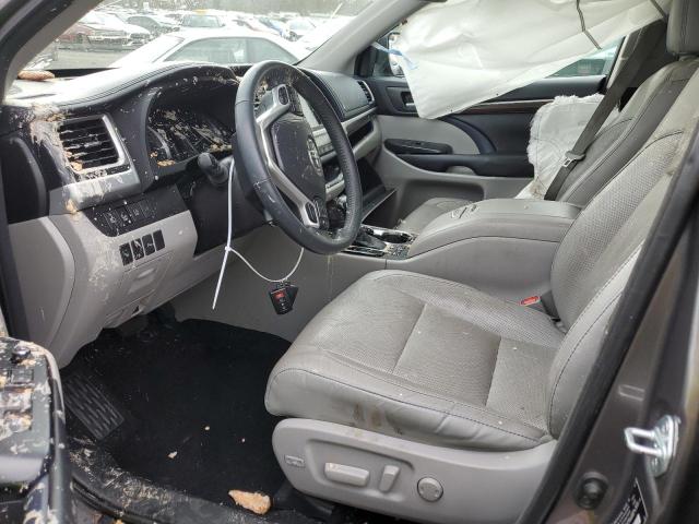 Photo 7 from auction – 2016 TOYOTA HIGHLANDER with VIN 5TDDCRFH7GS020358