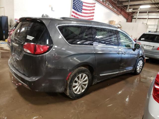 Photo 3 from auction – 2017 CHRYSLER PACIFICA T with VIN 2C4RC1BG0HR543557