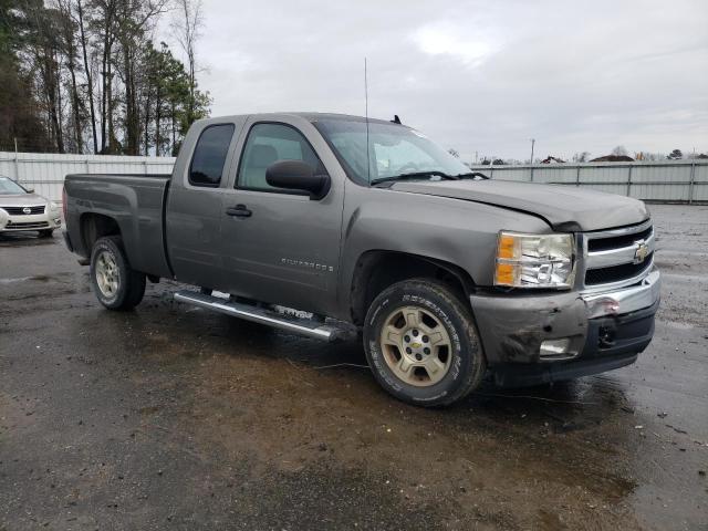 Photo 4 from auction – 2008 CHEVROLET SILVERADO with VIN 1GCEC19J18Z207602