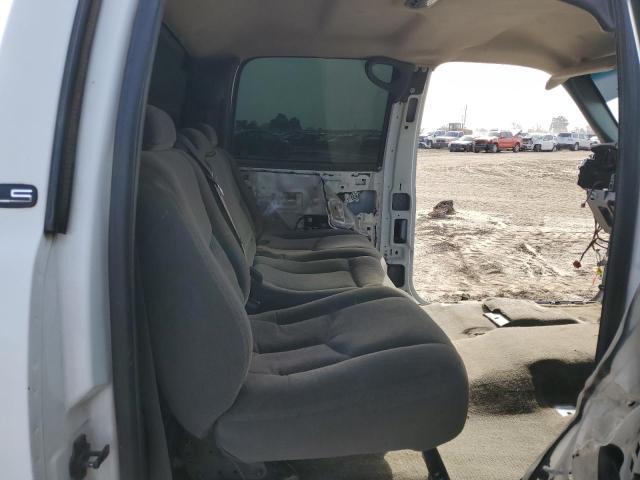 Photo 10 from auction – 2004 CHEVROLET SILVERADO with VIN 1GCHC23114F130737