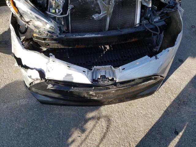 Photo 12 from auction – 2018 TOYOTA COROLLA L with VIN 2T1BURHE2JC032019