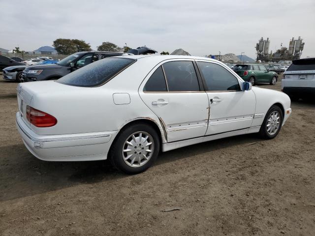 Photo 3 from auction – 2001 MERCEDES-BENZ E 320 with VIN WDBJF65J21B350130