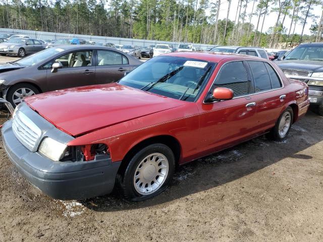 FORD CROWN VICT 2000 with VIN 2FAFP74WXYX137950 - Photo from auction