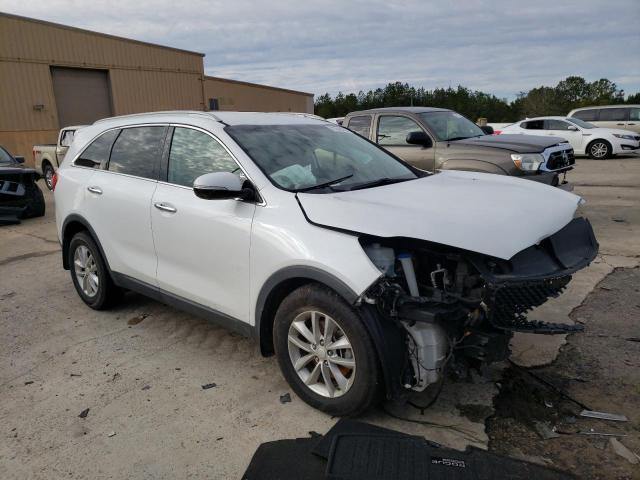 Photo 4 from auction – 2016 KIA SORENTO LX with VIN 5XYPG4A33GG061695