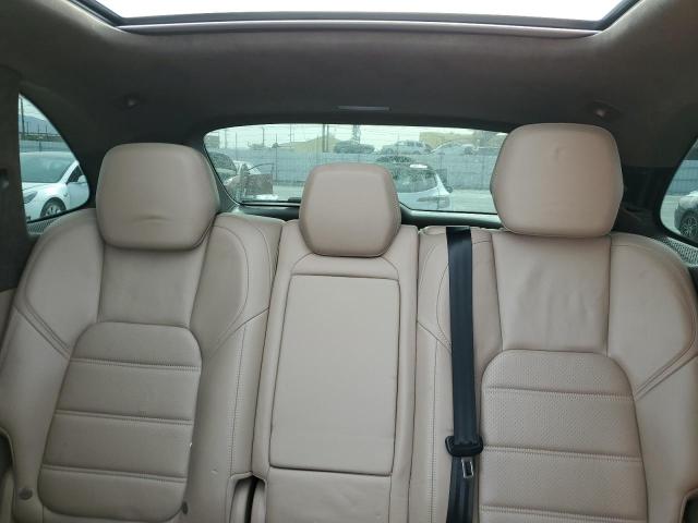 Photo 10 from auction – 2014 PORSCHE CAYENNE TU with VIN WP1AC2A24ELA80737