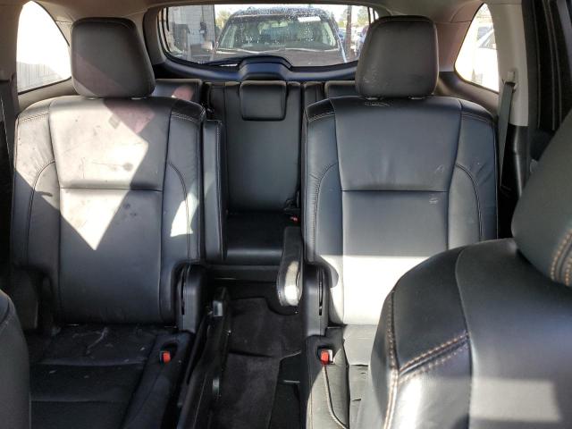 Photo 10 from auction – 2018 TOYOTA HIGHLANDER with VIN 5TDKZRFH0JS547736