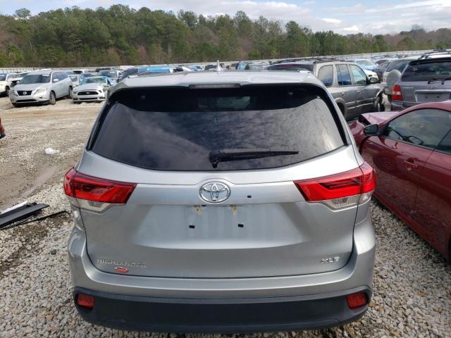 Photo 6 from auction – 2018 TOYOTA HIGHLANDER with VIN 5TDKZRFH0JS258274