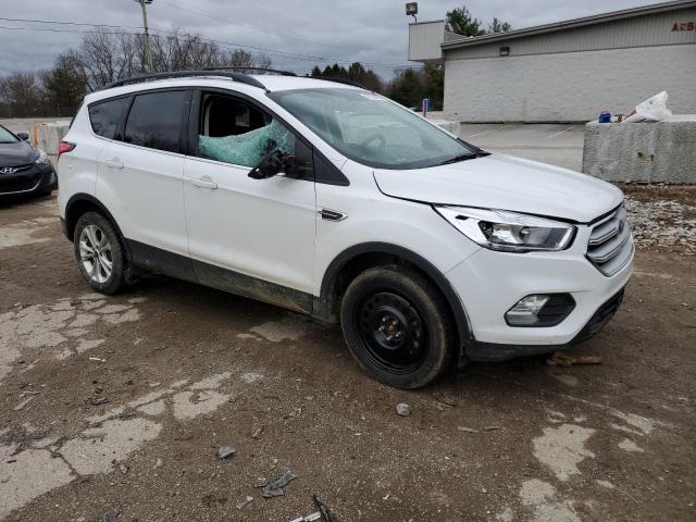 Photo 4 from auction – 2018 FORD ESCAPE SE with VIN 1FMCU9GDXJUB35832