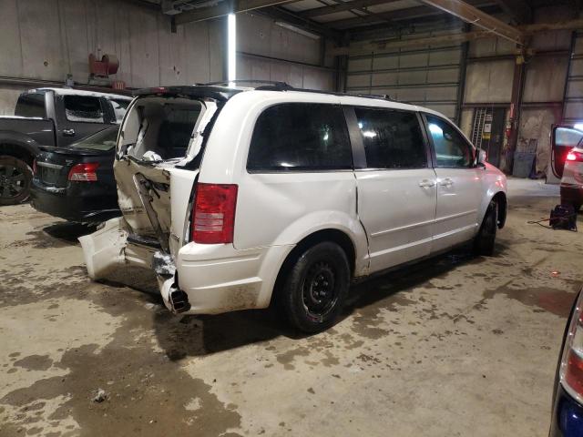 Photo 3 from auction – 2010 CHRYSLER TOWN & COU with VIN 2A4RR4DE5AR322810
