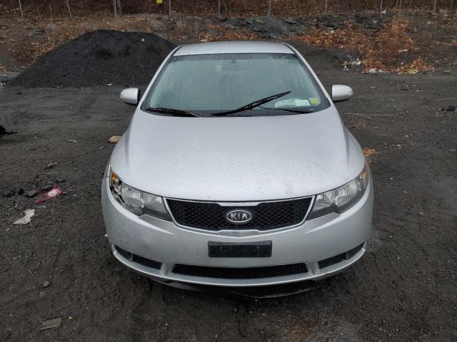 Photo 5 from auction – 2010 KIA FORTE with VIN KNAFU4A27A5238709