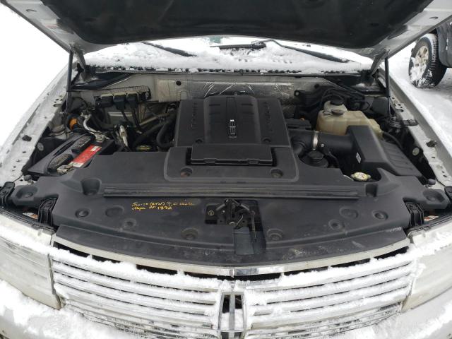 Photo 12 from auction – 2014 LINCOLN NAVIGATOR with VIN 5LMJJ2J59EEL01151