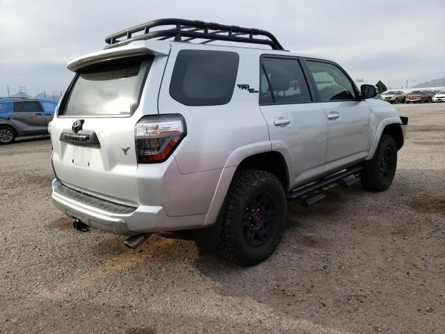 Photo 3 from auction – 2019 TOYOTA 4RUNNER SR with VIN JTEBU5JR8K5652325