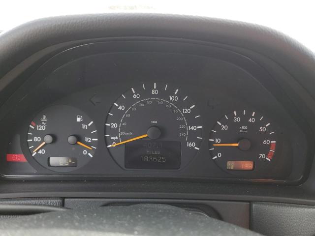 Photo 9 from auction – 2001 MERCEDES-BENZ E 320 with VIN WDBJF65J21B350130