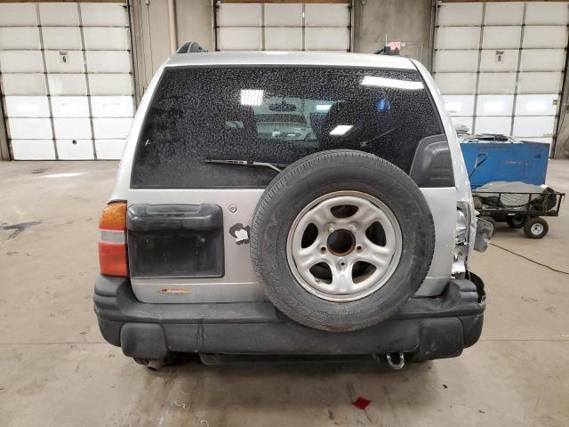 Photo 6 from auction – 2003 CHEVROLET TRACKER with VIN 2CNBE13C136949022