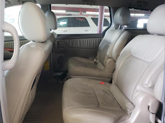 Photo 11 from auction – 2010 TOYOTA SIENNA XLE with VIN 5TDYK4CC4AS299288