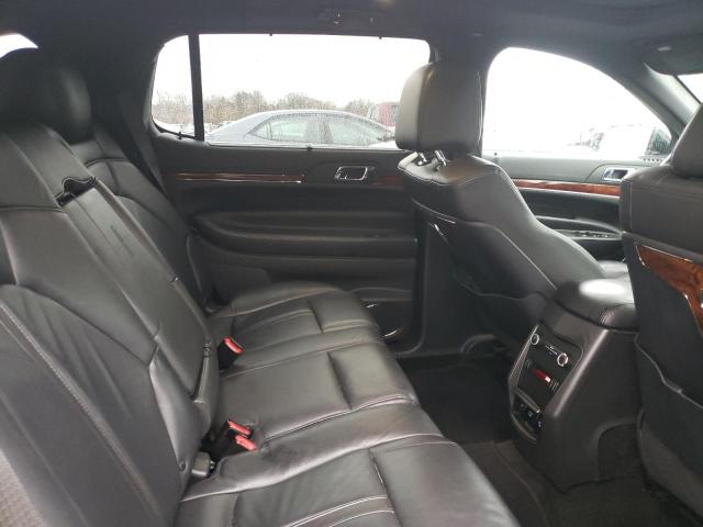 Photo 10 from auction – 2018 LINCOLN MKT with VIN 2LMHJ5NK6JBL02707