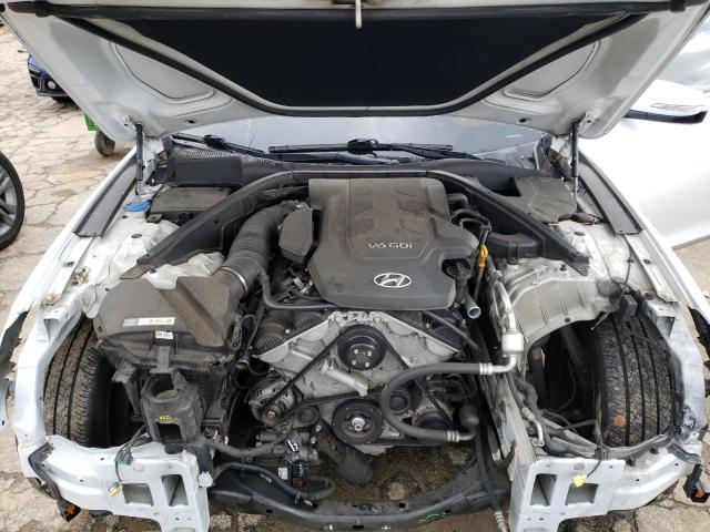 Photo 11 from auction – 2016 HYUNDAI GENESIS 3. with VIN KMHGN4JE9GU106091