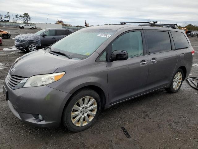 TOYOTA SIENNA XLE 2013 with VIN 5TDDK3DC6DS053984 - Photo from auction