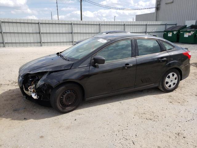 FORD FOCUS S 2013 with VIN 1FADP3E24DL185446 - Photo from auction