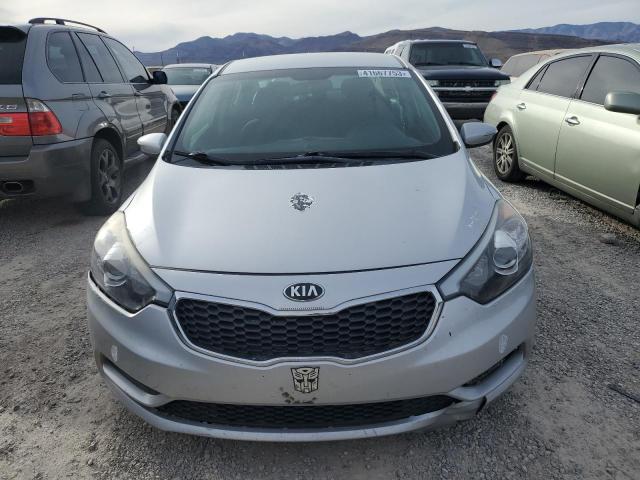 Photo 5 from auction – 2016 KIA FORTE LX with VIN KNAFX4A66G5519144