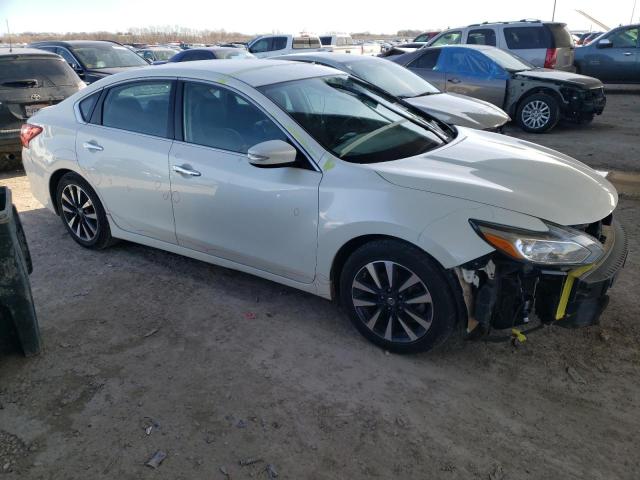 Photo 4 from auction – 2017 NISSAN ALTIMA 2.5 with VIN 1N4AL3AP3HC172175