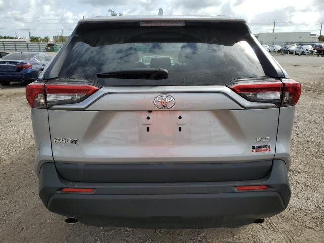 Photo 6 from auction – 2021 TOYOTA RAV4 XLE with VIN 2T3W1RFV8MC169166