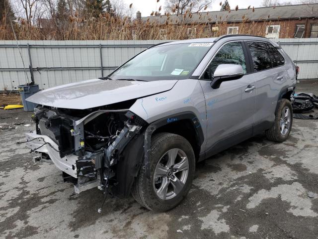 TOYOTA RAV4 XLE 2022 with VIN 2T3P1RFV8NC313854 - Photo from auction