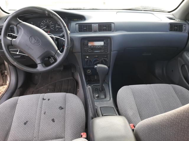Photo 8 from auction – 2000 TOYOTA CAMRY LE with VIN 4T1BF28K7YU100380