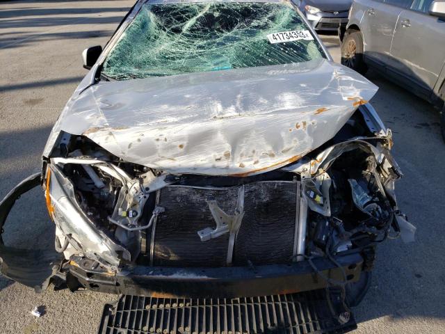 Photo 11 from auction – 2018 TOYOTA COROLLA L with VIN 2T1BURHE2JC032019
