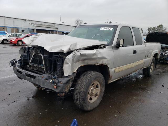 CHEVROLET SILVERADO 2004 with VIN 2GCEK19TX41163106 - Photo from auction