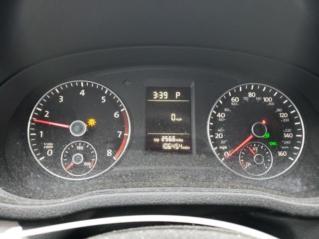 Photo 9 from auction – 2015 VOLKSWAGEN PASSAT S with VIN 1VWAT7A35FC042312