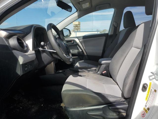 Photo 7 from auction – 2015 TOYOTA RAV4 LE with VIN JTMZFREV9FD046703