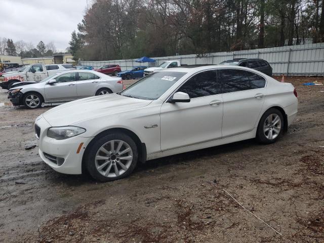 BMW 528 XI 2013 with VIN WBAXH5C52DDW13230 - Photo from auction