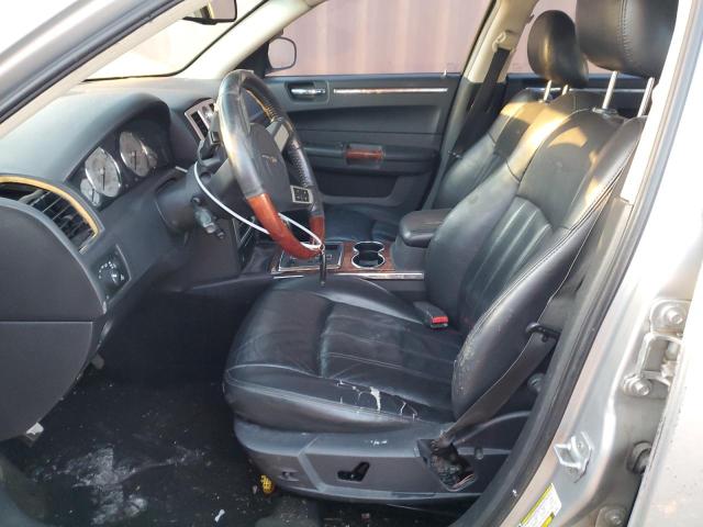 Photo 7 from auction – 2008 CHRYSLER 300C with VIN 2C3KA63H28H119917