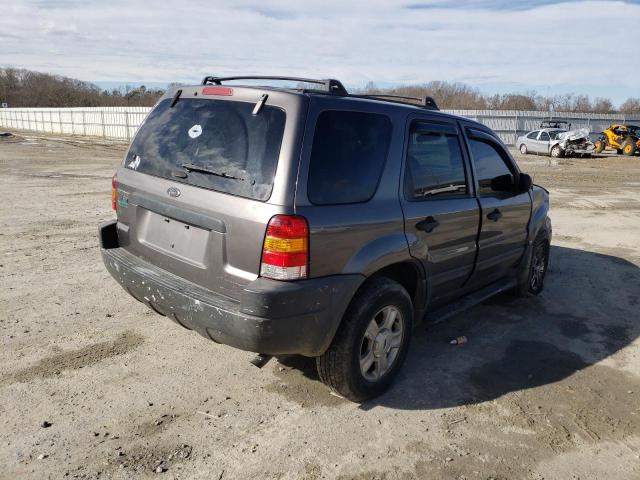 Photo 3 from auction – 2003 FORD ESCAPE XLT with VIN 1FMYU93163KC26600