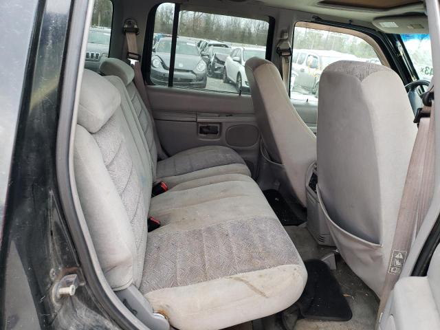 Photo 11 from auction – 2000 FORD EXPLORER X with VIN 1FMZU83P7YZB37958