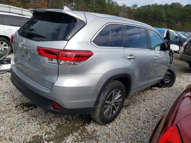 Photo 3 from auction – 2018 TOYOTA HIGHLANDER with VIN 5TDKZRFH0JS258274