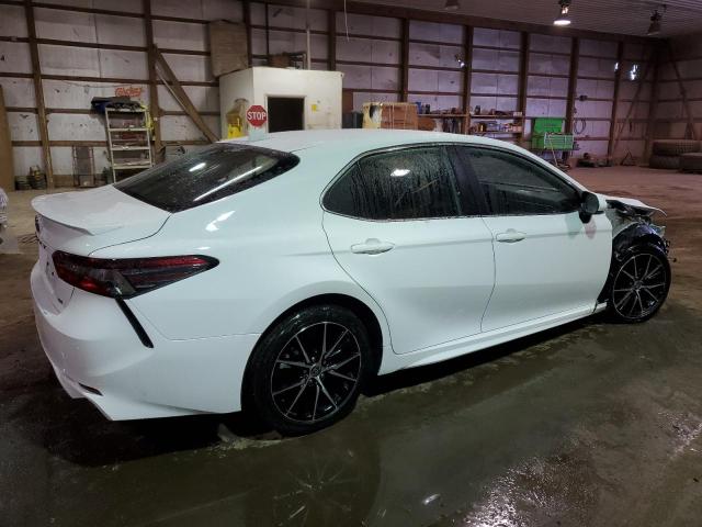 Photo 3 from auction – 2022 TOYOTA CAMRY SE with VIN 4T1G11AK2NU652602