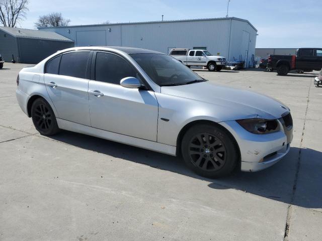 Photo 4 from auction – 2006 BMW 325 I AUTO with VIN WBAVB17586NK39800