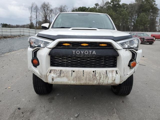 Photo 5 from auction – 2019 TOYOTA 4RUNNER SR with VIN JTEBU5JR5K5688604
